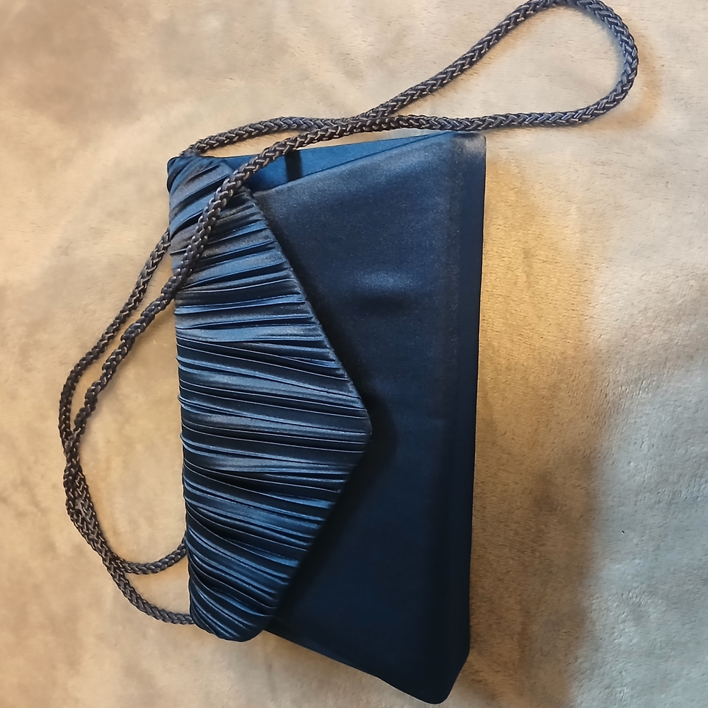 Elegant Navy Blue Clutch Bag